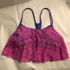 Malibu Swimwear Top EUC